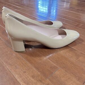 Kate Spade block heel pump.